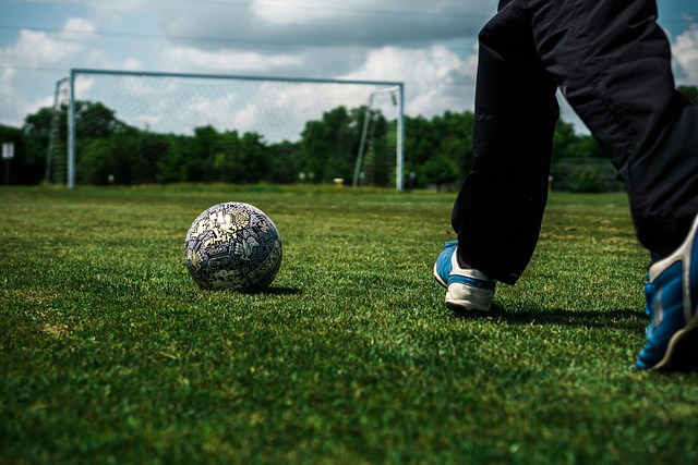 曼城凭借 曼城凭借